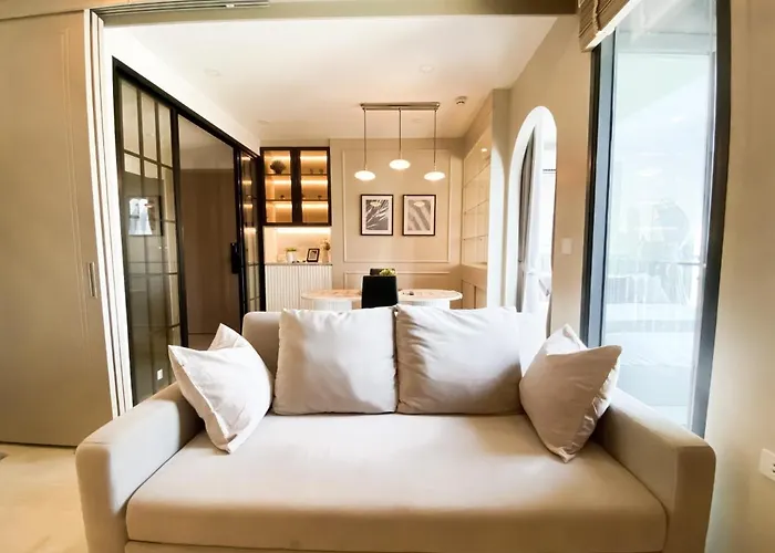 Luxury Skyview 1br - Ultra Fast Wifi - Chit Lom *