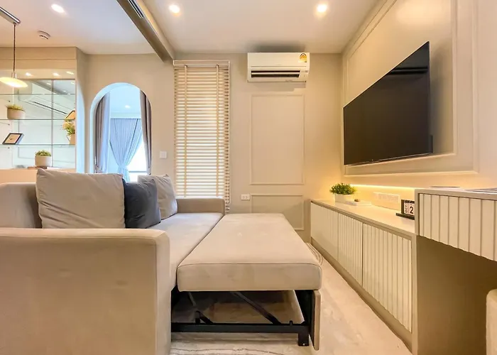 Luxury Skyview 1br - Ultra Fast Wifi - Chit Lom Apartment *